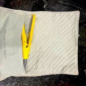 Drybar mini tress press straight iron